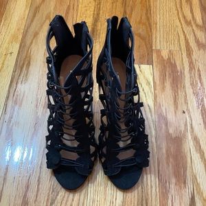 Qupid black stilettos (size 6)